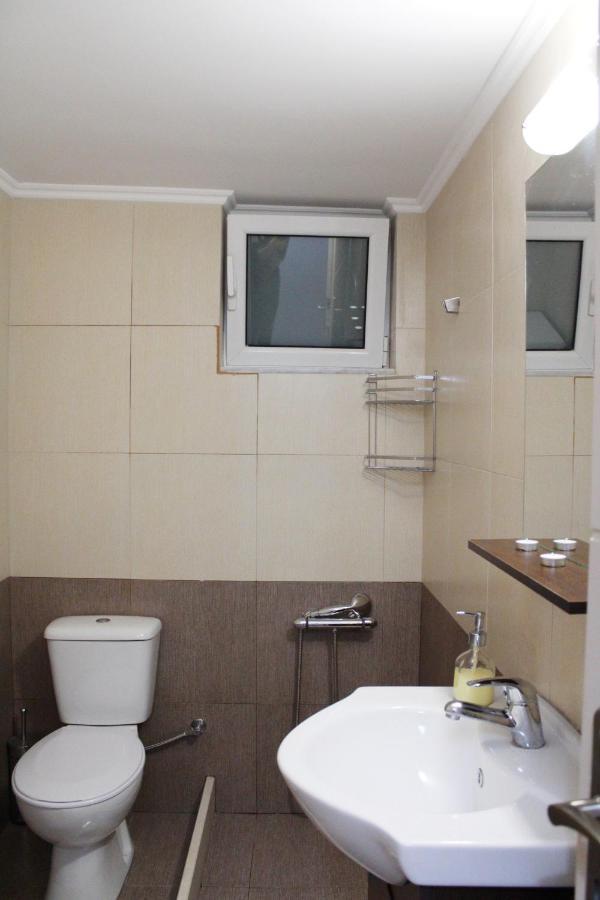 Apartment Bilines
